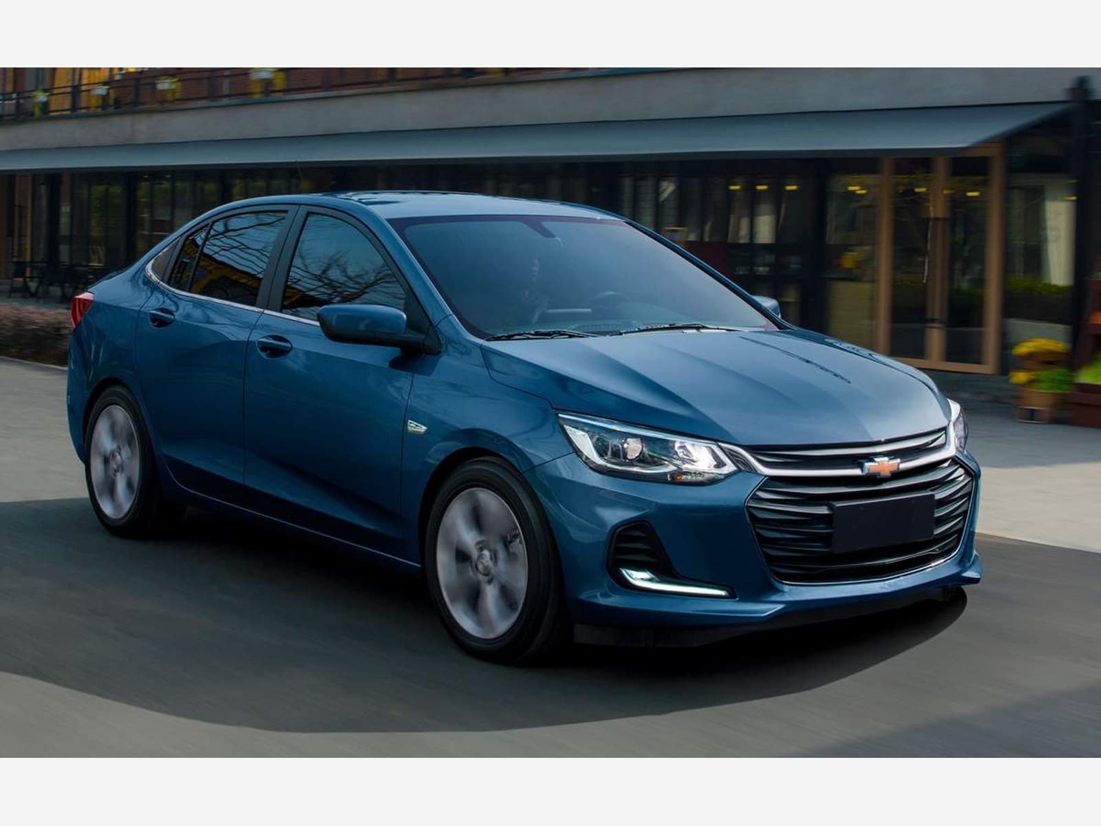 Onix Plus LTZ 2021 à venda na CardealerOS